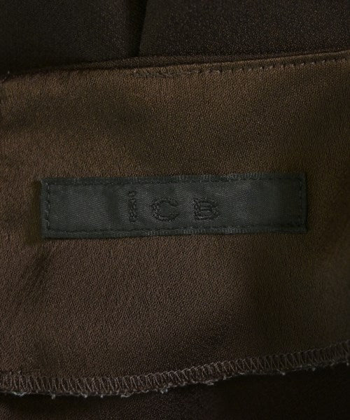 I C B เสื้อสตรี