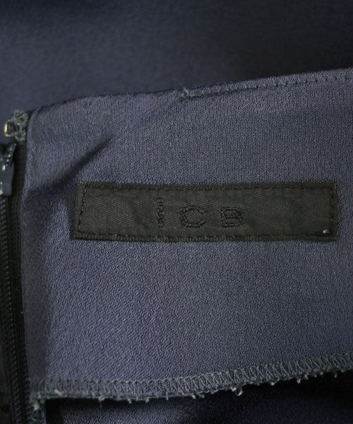 I C B เสื้อสตรี