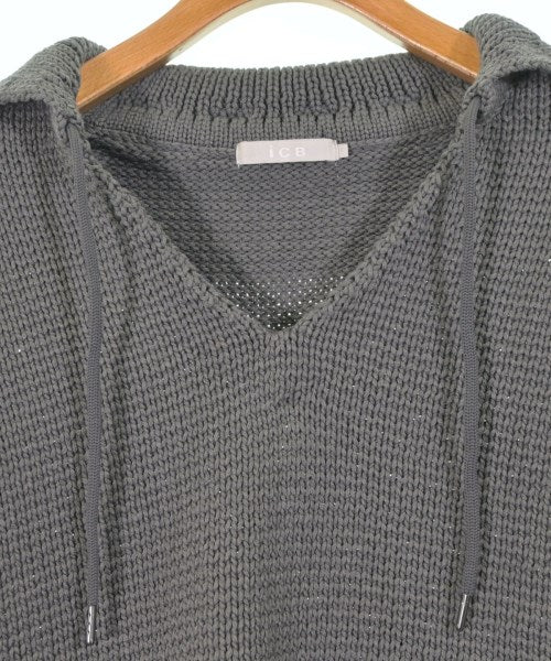 I C B เสื้อกันหนาว