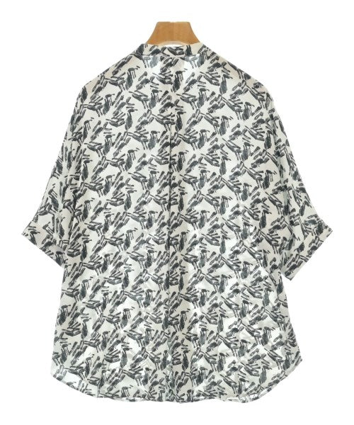 I C B เสื้อสตรี