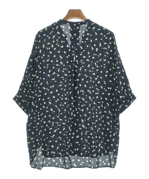 I C B เสื้อสตรี