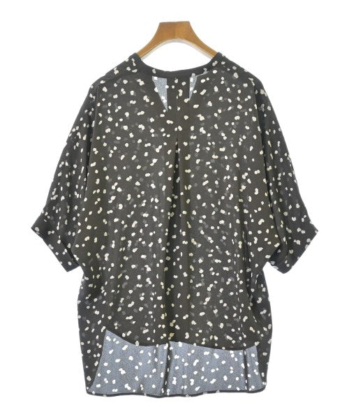 I C B เสื้อสตรี