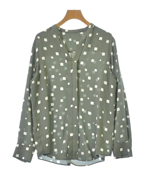 I C B เสื้อสตรี