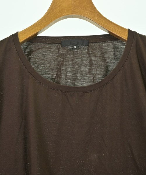 I C B เสื้อยืด/เสื้อท็อปส์