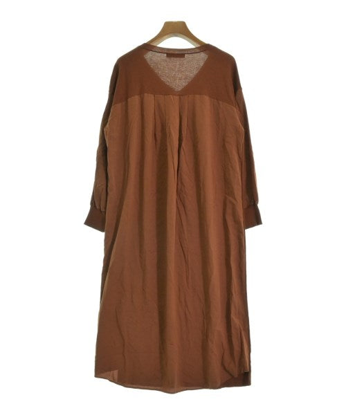 LAUTREAMONT ชุดเดรส