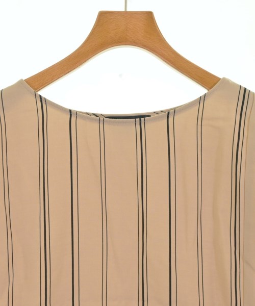 LAUTREAMONT เสื้อยืด/เสื้อท็อปส์