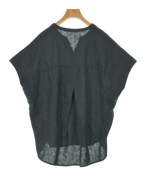 LAUTREAMONT เสื้อสตรี
