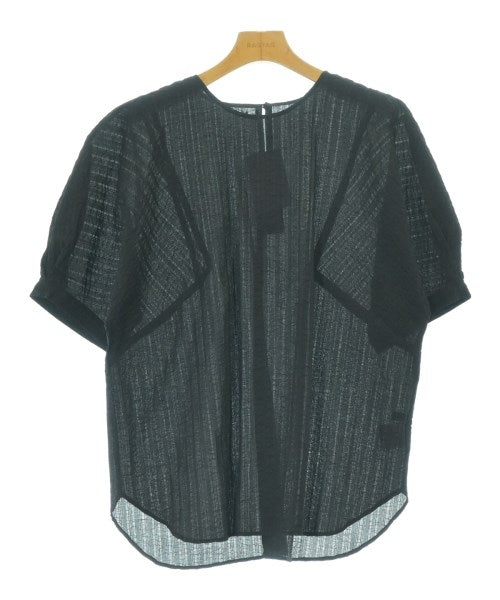 LAUTREAMONT เสื้อสตรี