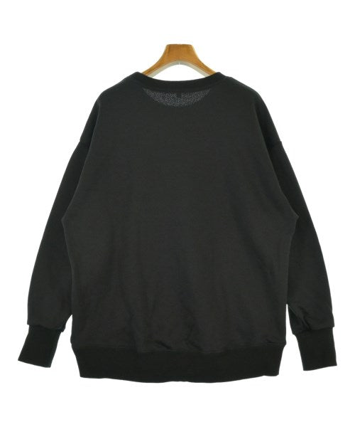 LAUTREAMONT เสื้อสเวตเตอร์