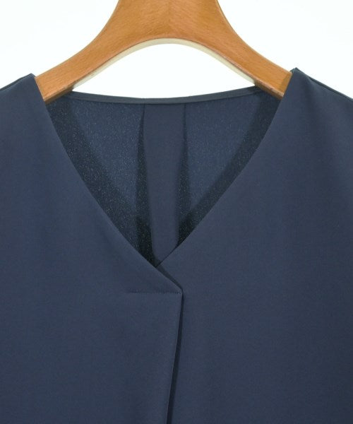 LAUTREAMONT เสื้อสตรี