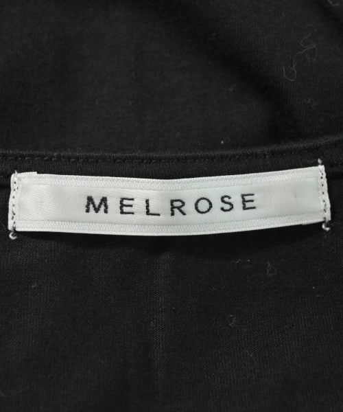 MELROSE เสื้อยืด/เสื้อท็อปส์