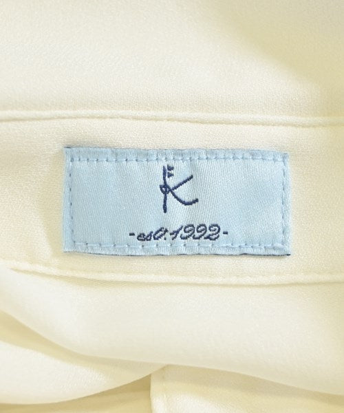 Kumikyoku เสื้อลำลอง