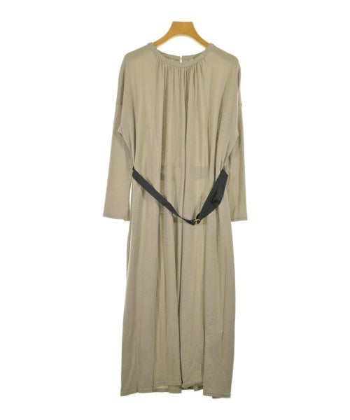 Kumikyoku ชุดเดรส