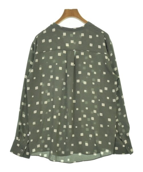 I C B เสื้อสตรี