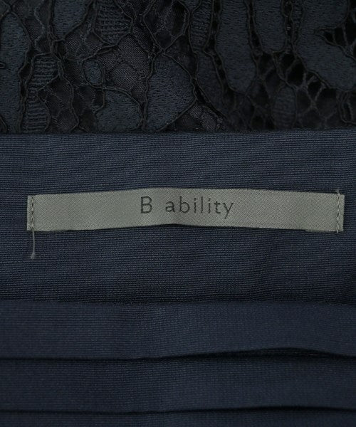 BOSCH กระโปรงยาวถึงเข่า