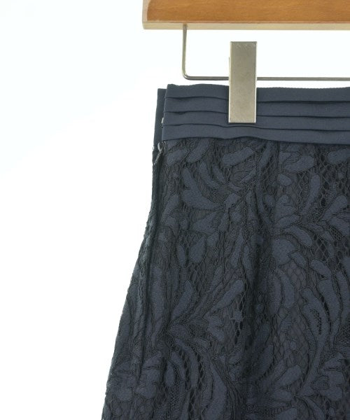 BOSCH กระโปรงยาวถึงเข่า