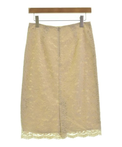 NATURAL BEAUTY BASIC กระโปรงยาวถึงเข่า