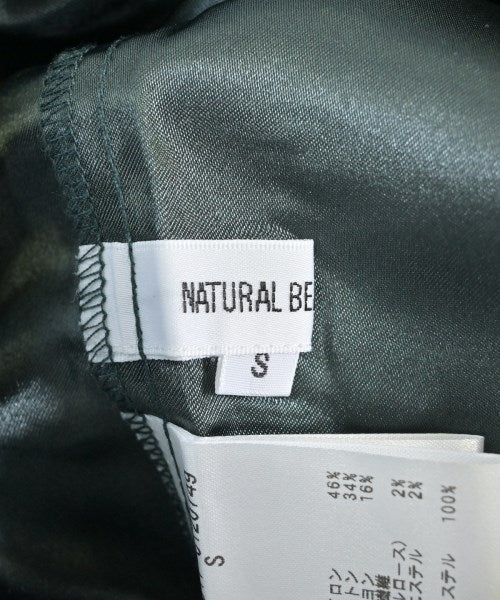 NATURAL BEAUTY BASIC กระโปรงยาวถึงเข่า