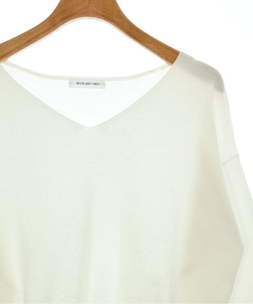 NATURAL BEAUTY BASIC เสื้อกันหนาว