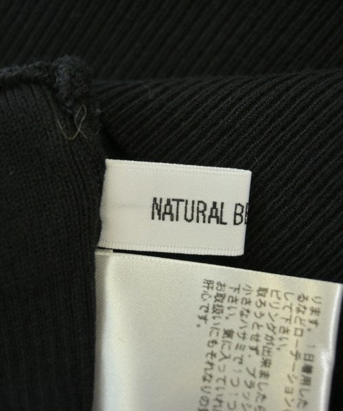 NATURAL BEAUTY BASIC เสื้อแขนกุด