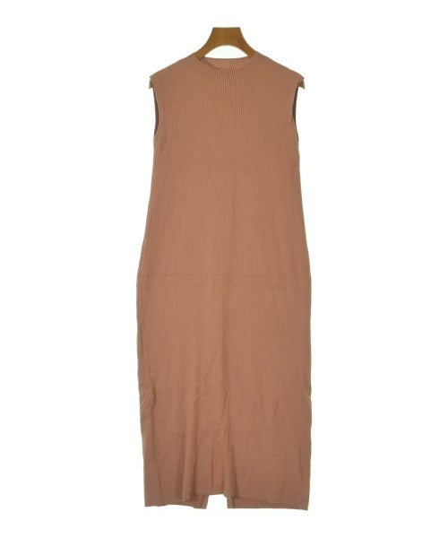 NATURAL BEAUTY BASIC ชุดสูทแบบครบเซต (อื่นๆ)