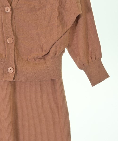 NATURAL BEAUTY BASIC ชุดสูทแบบครบเซต (อื่นๆ)