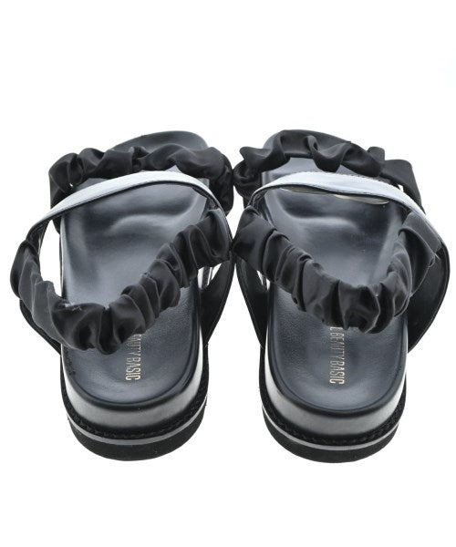 NATURAL BEAUTY BASIC รองเท้าแตะ