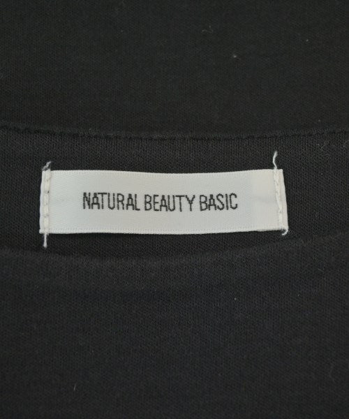 NATURAL BEAUTY BASIC เสื้อยืด/เสื้อท็อปส์