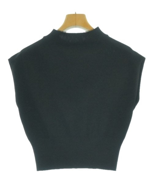 NATURAL BEAUTY BASIC เสื้อแขนกุด