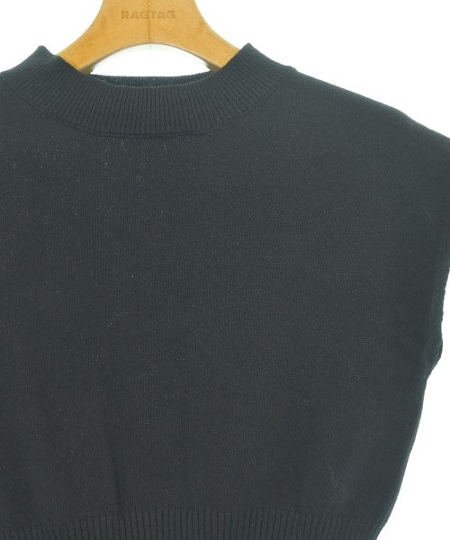 NATURAL BEAUTY BASIC เสื้อแขนกุด