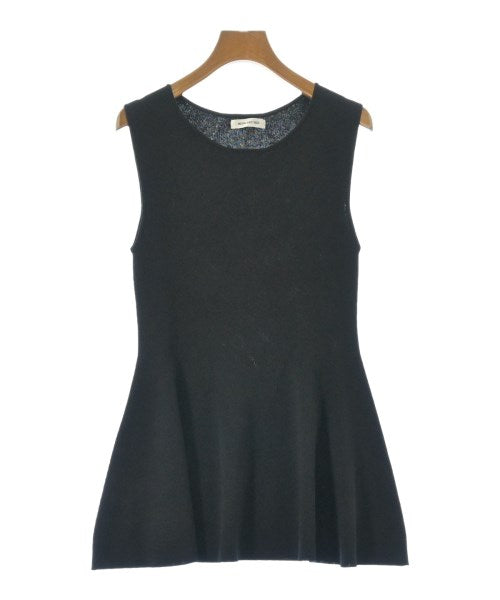NATURAL BEAUTY BASIC เสื้อแขนกุด