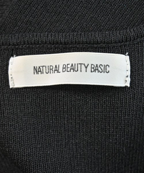 NATURAL BEAUTY BASIC เสื้อแขนกุด