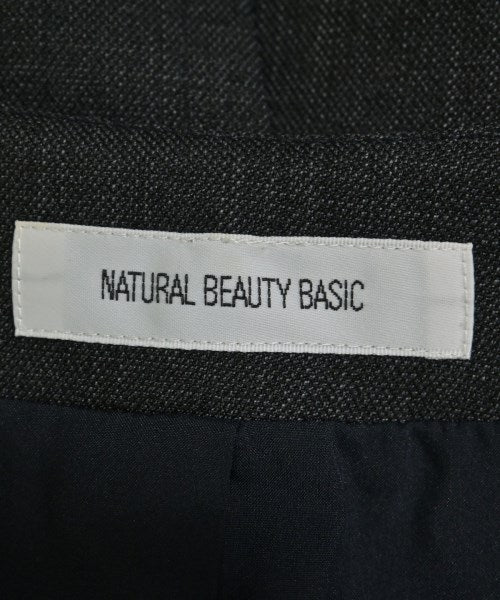 NATURAL BEAUTY BASIC แจ็คเก็ตไม่มีปก