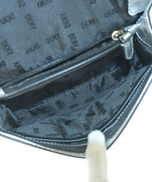 DKNY กระเป๋าสะพาย