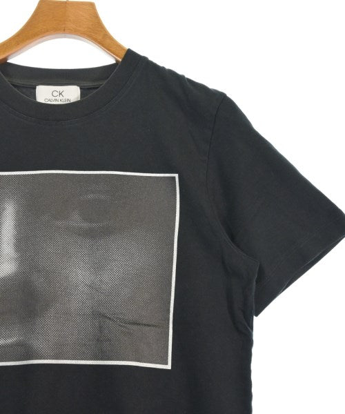 Calvin Klein C.K เสื้อยืด/เสื้อท็อปส์