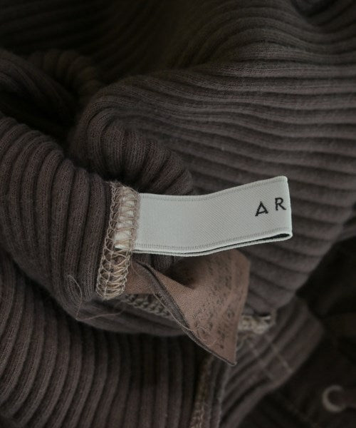 archi เสื้อยืด/เสื้อท็อปส์