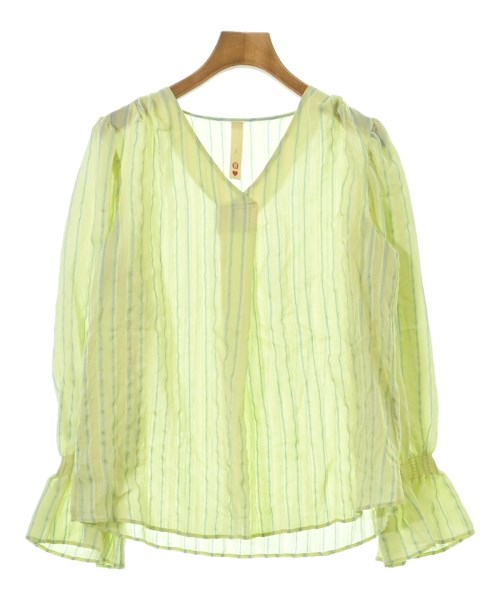 Q เสื้อสตรี