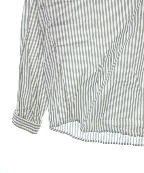 Q เสื้อสตรี