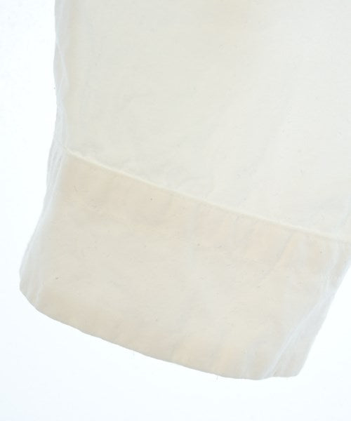 YAECA เสื้อลำลอง