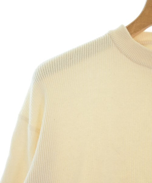 YAECA เสื้อกันหนาว