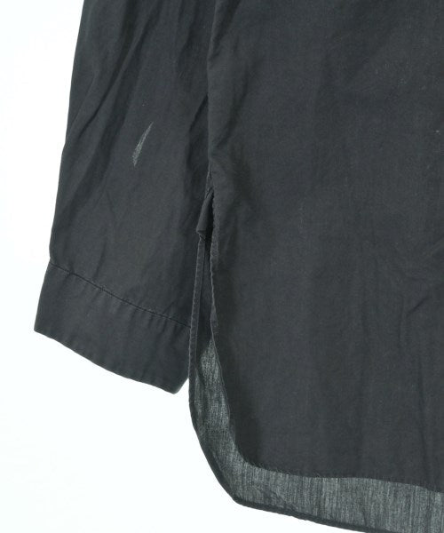 YAECA เสื้อลำลอง