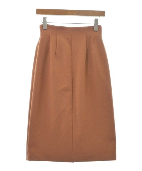 PROPORTION BODY DRESSING กระโปรงยาวถึงเข่า