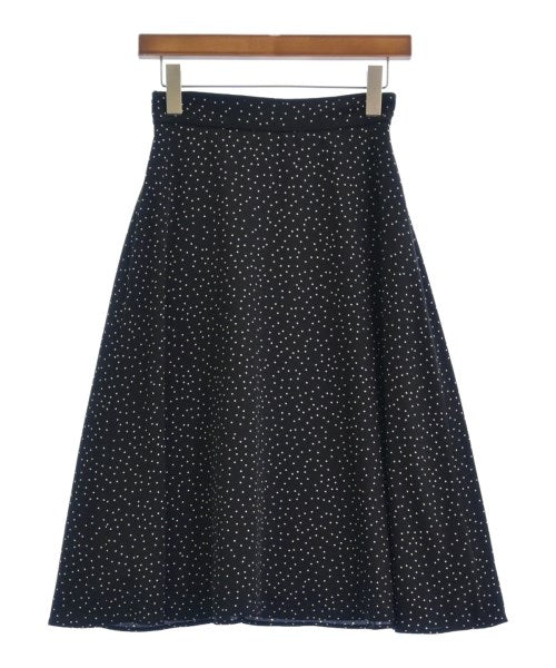 PROPORTION BODY DRESSING กระโปรงยาวถึงเข่า