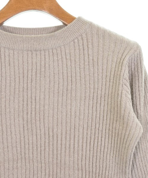 PROPORTION BODY DRESSING เสื้อกันหนาว