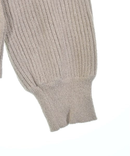 PROPORTION BODY DRESSING เสื้อกันหนาว