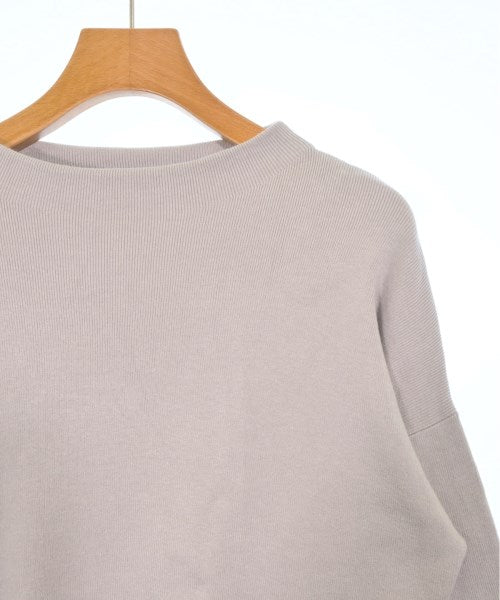 PROPORTION BODY DRESSING เสื้อกันหนาว