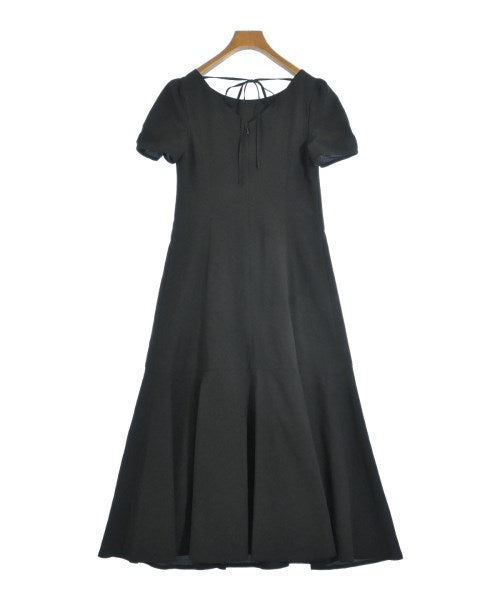 PROPORTION BODY DRESSING ชุดเดรส