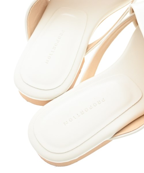 PROPORTION BODY DRESSING รองเท้าแตะ