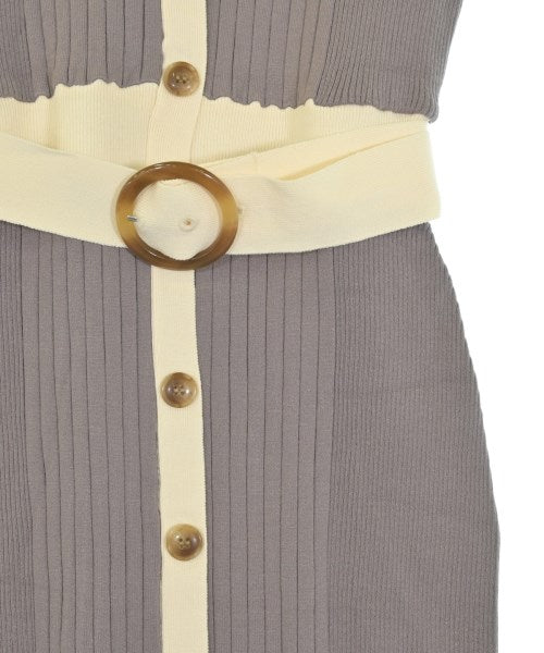 PROPORTION BODY DRESSING ชุดเดรส