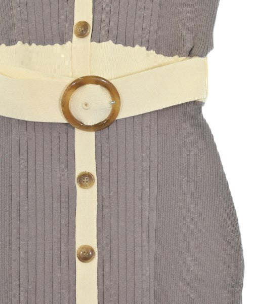 PROPORTION BODY DRESSING ชุดเดรส